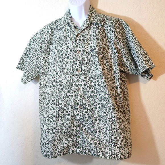 Reputation Short-sleeved Casual Button-down with Cool Block Print - Picture 1 of 4